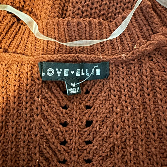 Love Ellie Burgundy Anna Pointelle Detail Cardigan Sweater NWT Size Medium - Picture 7 of 9